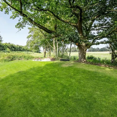 Lovely In With House Sea View