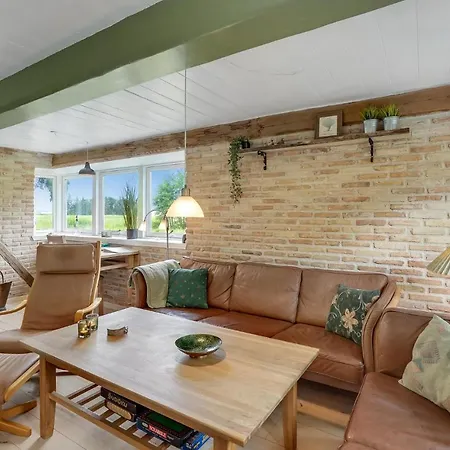 3 Bedroom Gorgeous Home In Aabenraa 아벤라