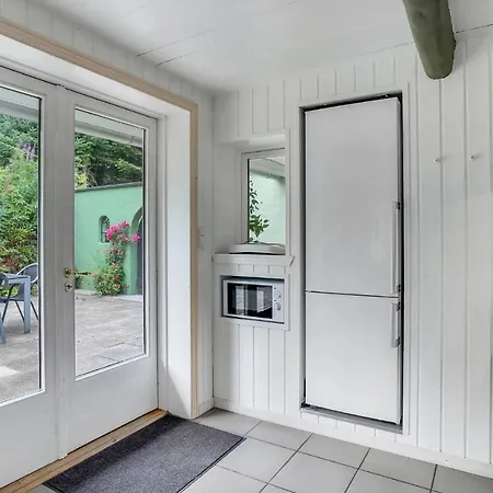 3 Bedroom Gorgeous Home In Aabenraa